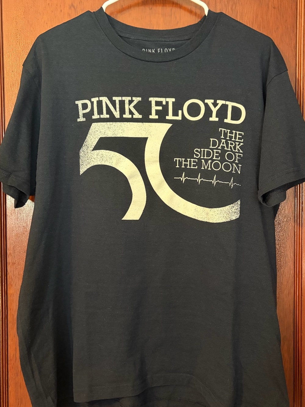 Pink Floyd Black 'The Dark Side of the Moon' Graphic T-Shirt